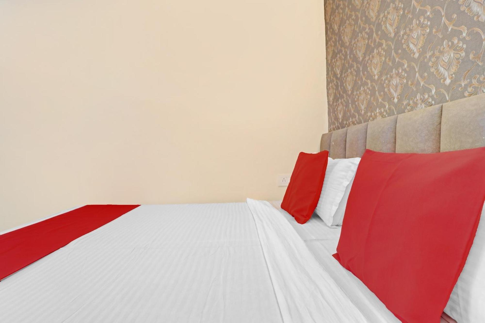 Hotel O Sky View Ludhiana Exterior foto